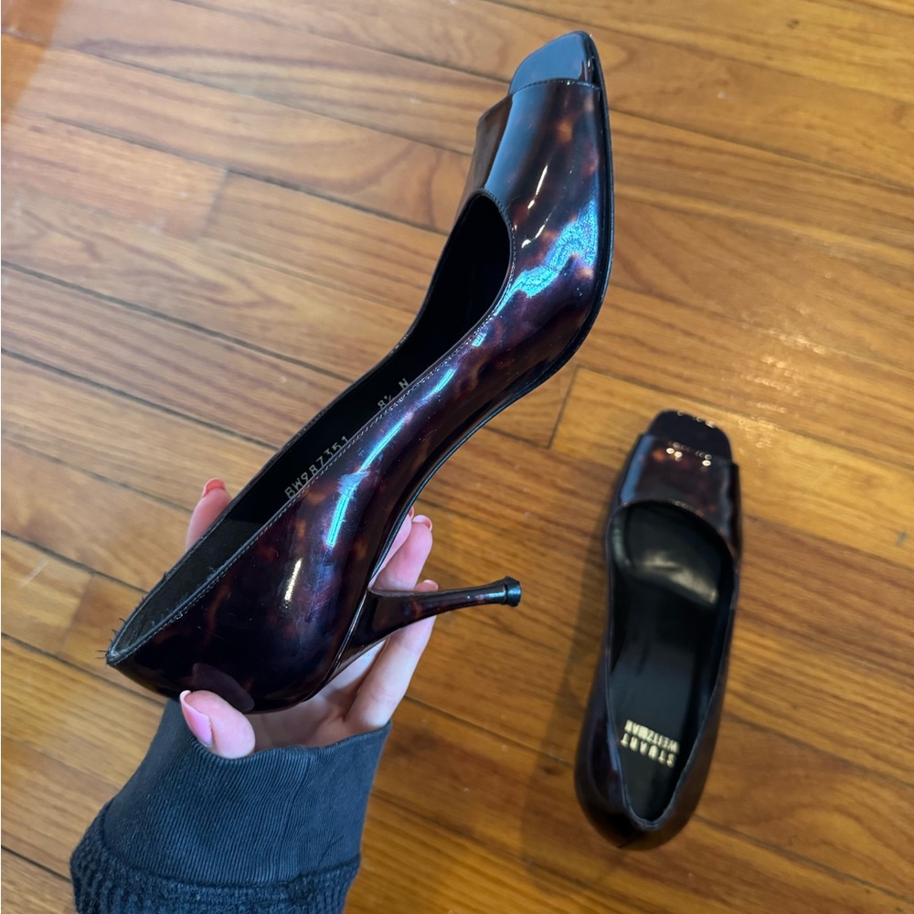 Stuart Weitzman Tortoise Shell Peep-Toe Heels - Picture 7 of 8